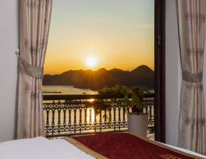 The Quang Tung Boutique Cat Ba Hotel & Restaurant